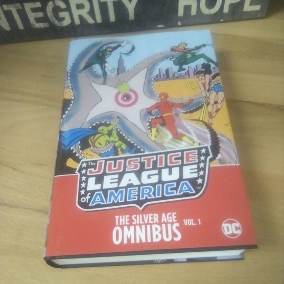 The Justice League of America: The Silver Age Omnibus Volume 1 Superhero Comics - Picture 1 of 3